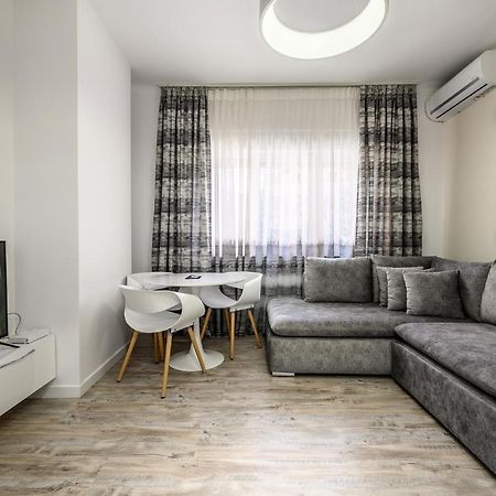 Miku Apartment-City Walk 1Bd Stylish Apartment Tiran Dış mekan fotoğraf